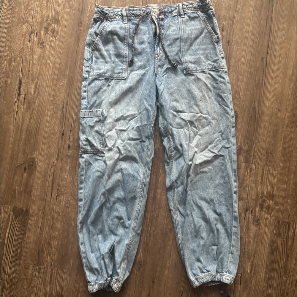 American Eagle Outfitters Light Blue Jogger Pants